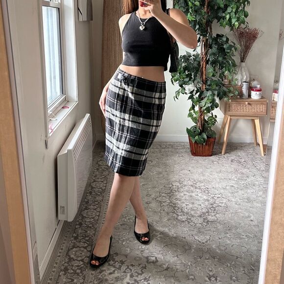 y2k whimsigoth goth minimalist plaid knee lenght skirt - Picture 1 of 3